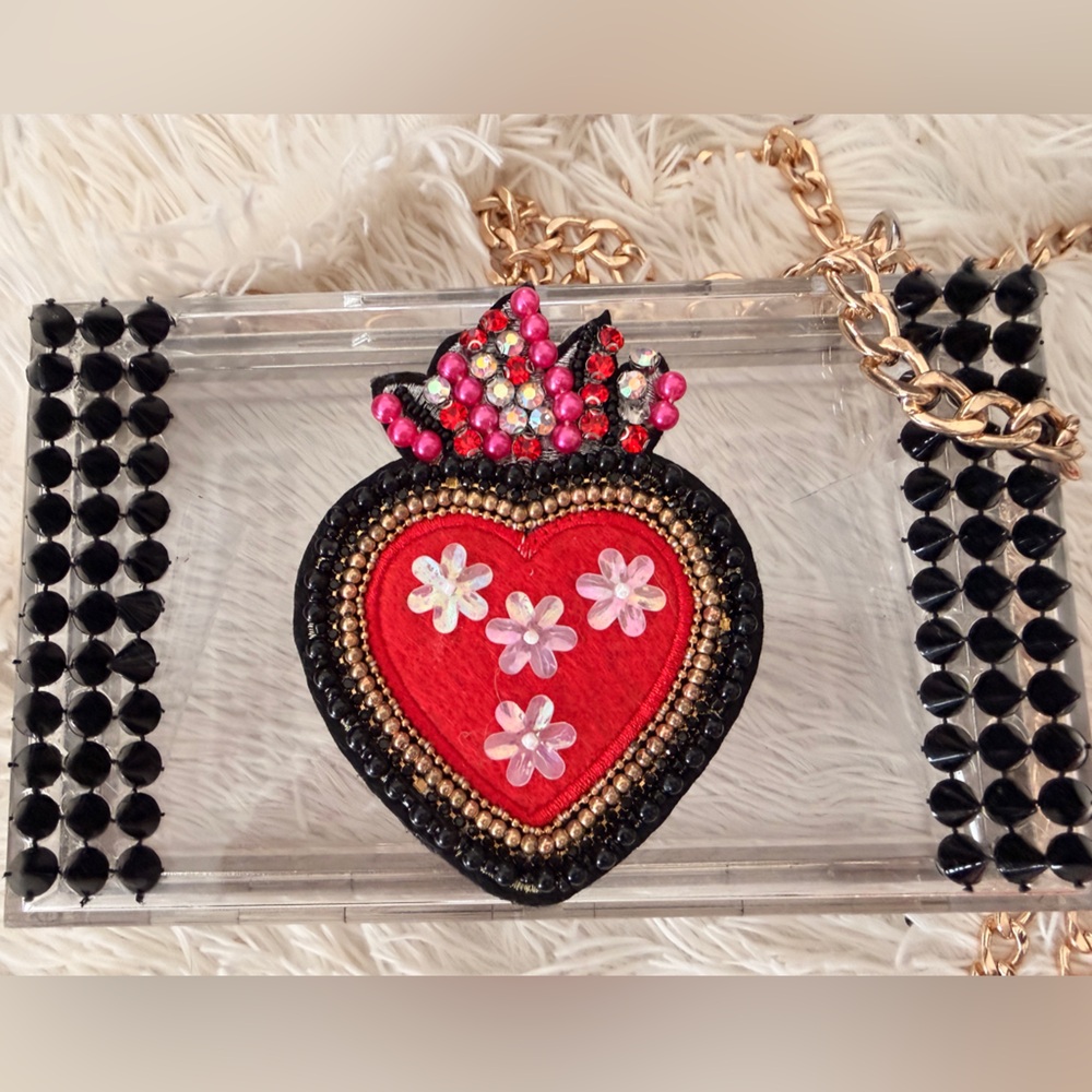 Heart Embellished Clear Clutch